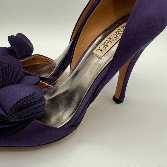 Badgley Mischka Randall D’Orsay Satin Dark Purple Heels With Layered Bow - Picture 4 of 16